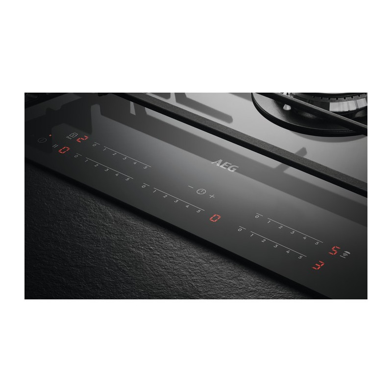 Plaque de cuisson AEG HVB95450IB