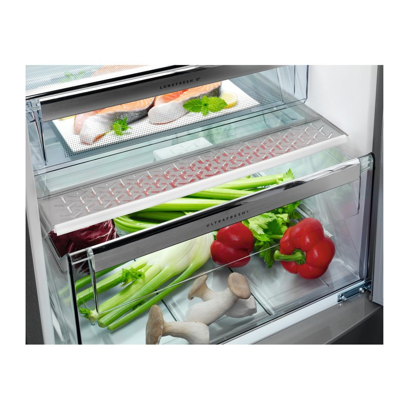 Réfrigérateur congélateur AEG RCB83724KX