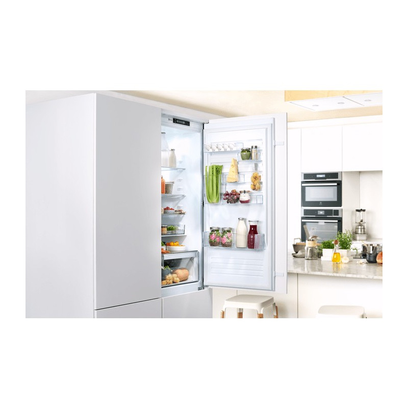 Réfrigérateur congélateur ELECTROLUX ENN3012AOW