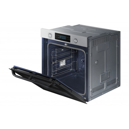 Four SAMSUNG NV75N5675BT/EF