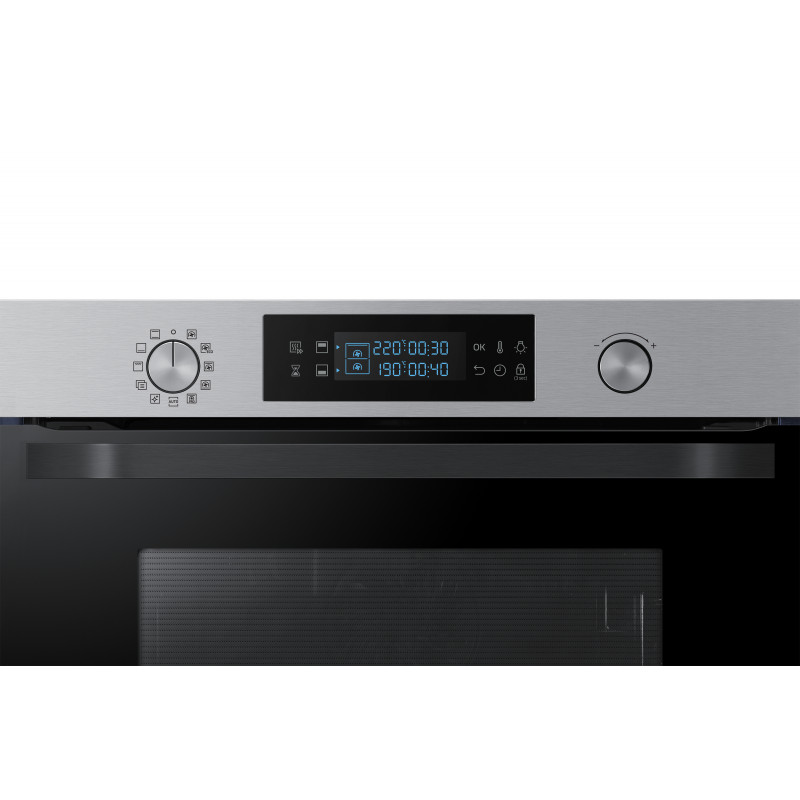 Four SAMSUNG NV75N5675BT/EF
