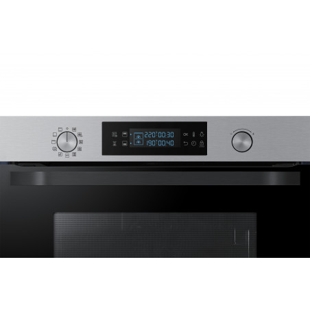 Four SAMSUNG NV75N5675BT/EF