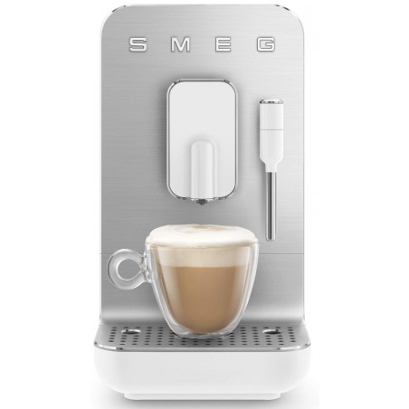 Espace Café SMEG BCC02WHMEU