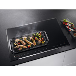 Plaque de cuisson AEG IKE86683FB