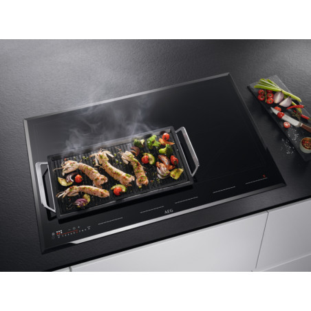 Plaque de cuisson AEG IKE86683FB