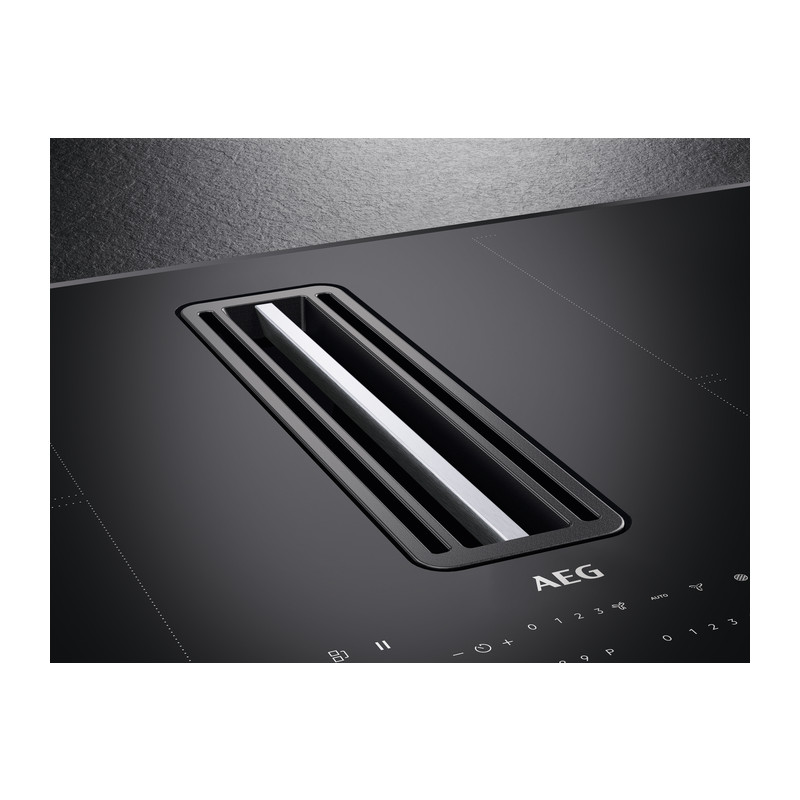 Plaque de cuisson AEG CCE84779CB