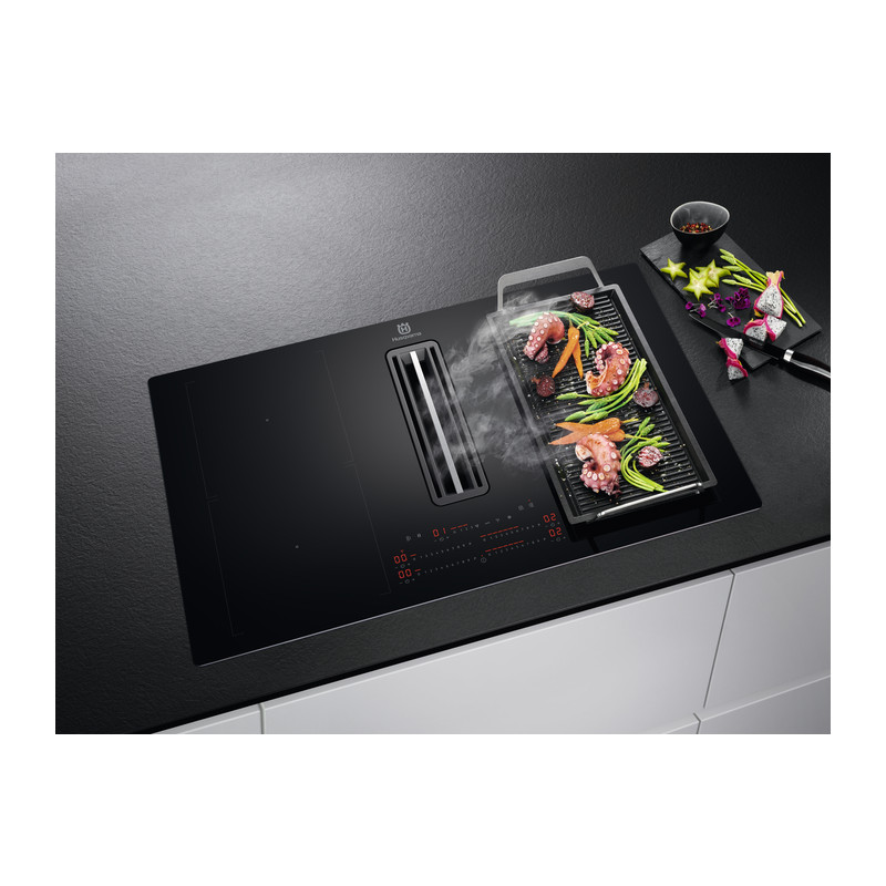 Plaque de cuisson AEG CDE84751CB