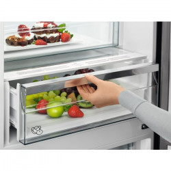 Réfrigérateur congélateur AEG RCB732E7MB