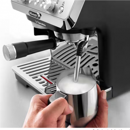 Espace Café DE LONGHI EC9155.MB