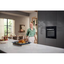 Four MIELE H2766BP