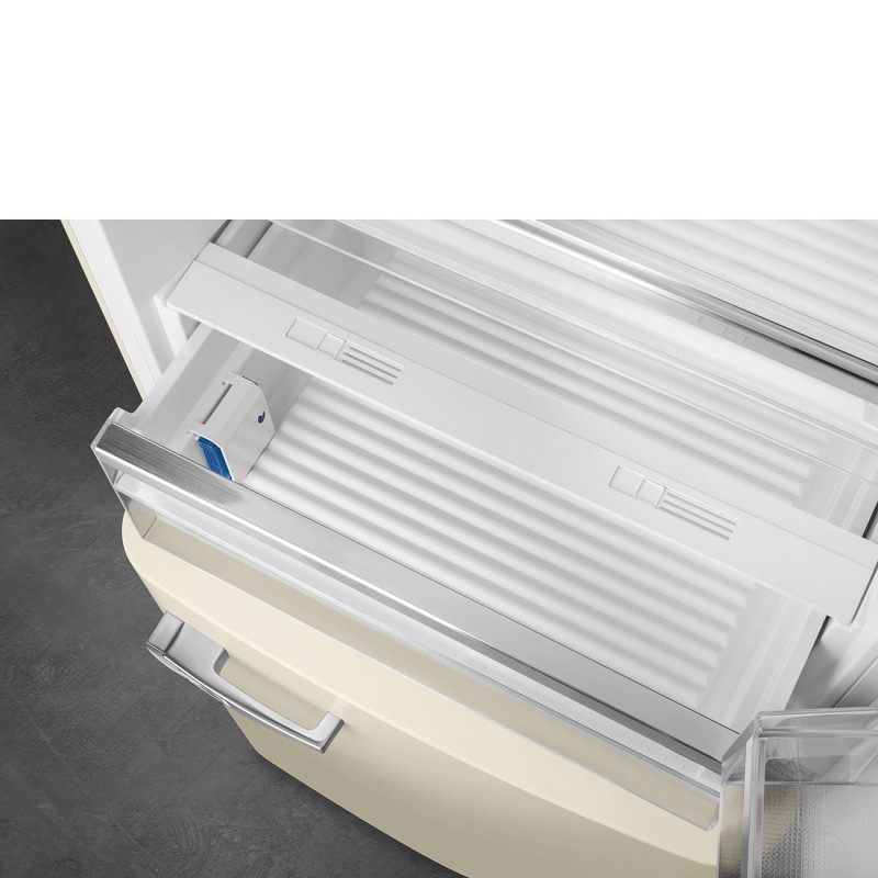 Réfrigérateur congélateur SMEG FAB38RCR6