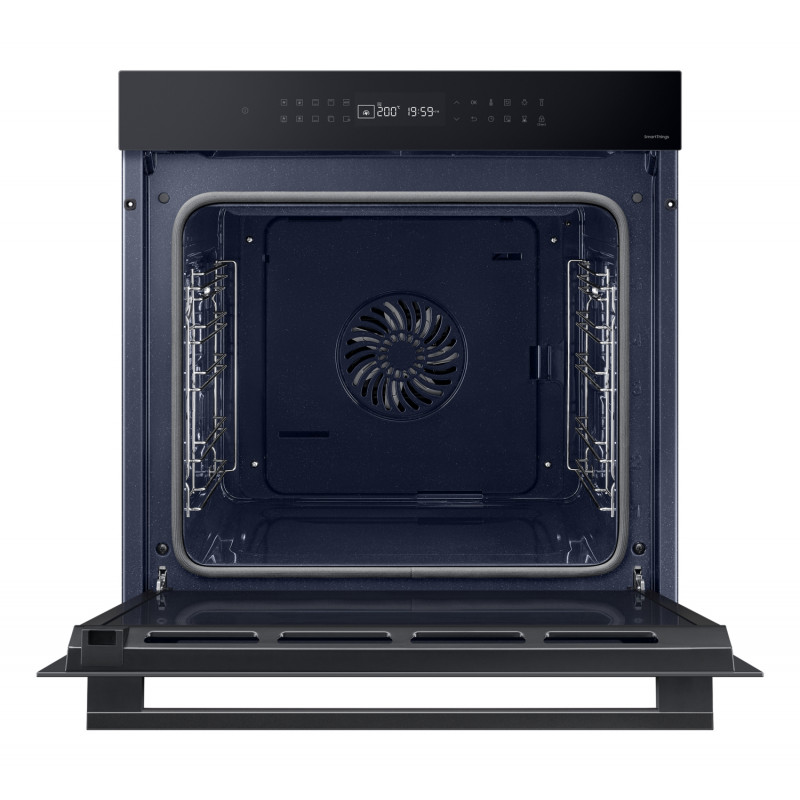 Four SAMSUNG NV7B40502AK