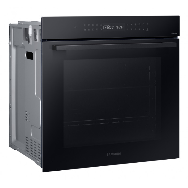 Four SAMSUNG NV7B40502AK