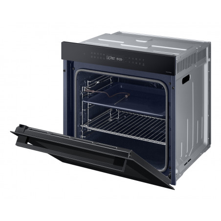 Four SAMSUNG NV7B40502AK
