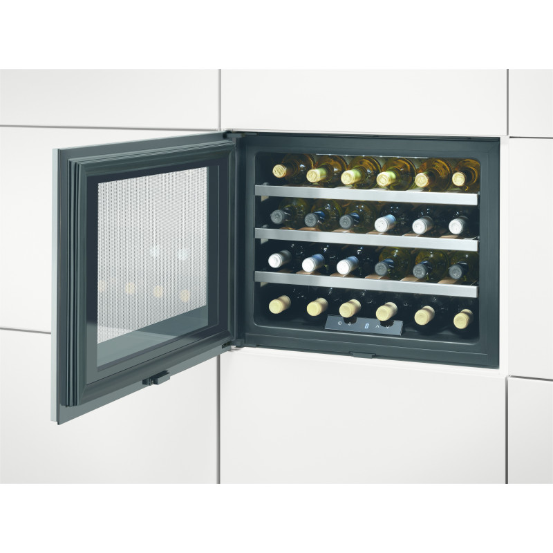 Cave à vin AEG SWS74500G0