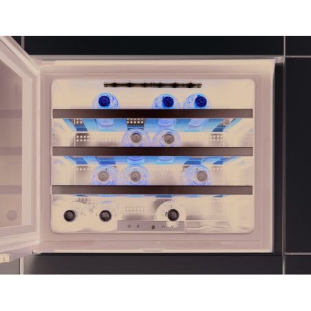 Cave à vin AEG SWS74500G0