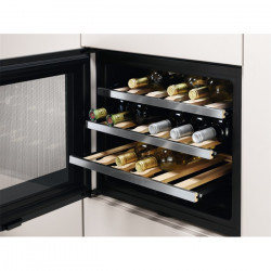 Cave à vin AEG SWS74500G0