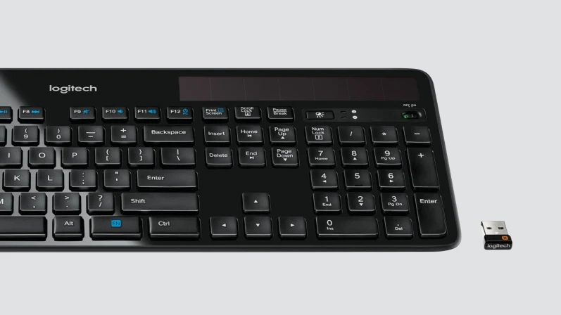 LOGITECH K750