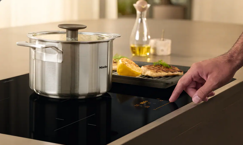 MIELE KM8482 FR