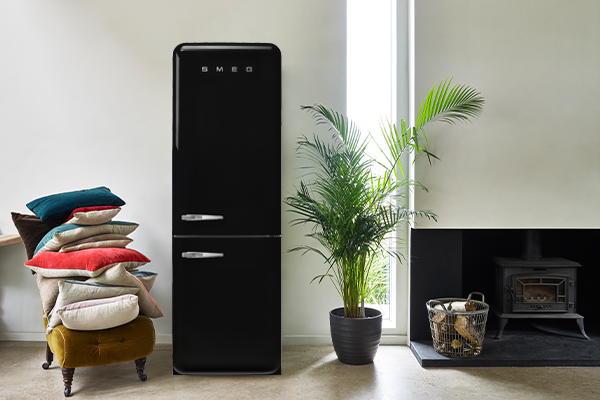 Réfrigérateurs Noir FAB32RBL5 | Smeg.fr